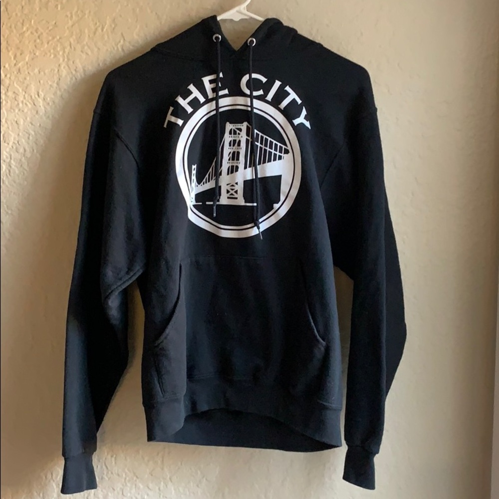 LIGHTLY WORN COZY HOODIE